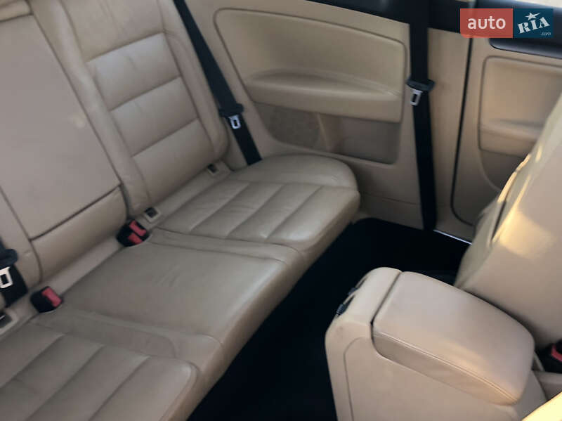 Хетчбек Volkswagen Golf 2006 в Хусті