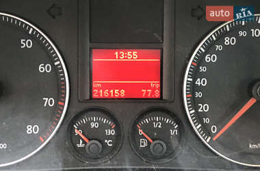 Хэтчбек Volkswagen Golf 2006 в 