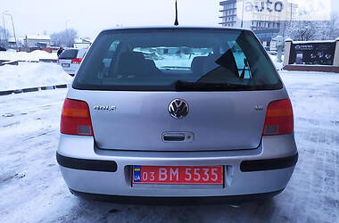 Хэтчбек Volkswagen Golf 2000 в Львове