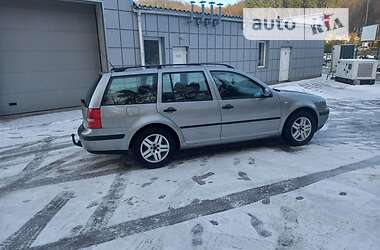 Универсал Volkswagen Golf 2004 в Львове