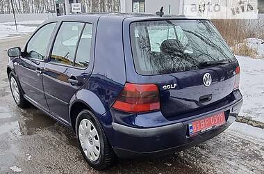 Хэтчбек Volkswagen Golf 2002 в Чернигове