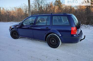 Универсал Volkswagen Golf 2001 в Тернополе