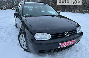 Универсал Volkswagen Golf 2004 в Лубнах