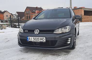 Універсал Volkswagen Golf 2016 в Бучі