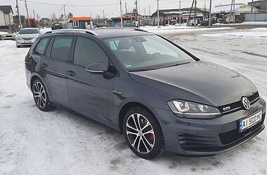 Універсал Volkswagen Golf 2016 в Бучі