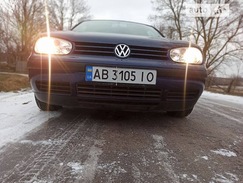 Хетчбек Volkswagen Golf 2001 в Тульчині