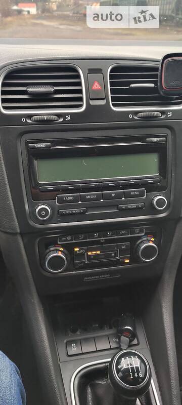 Універсал Volkswagen Golf 2010 в Кременці