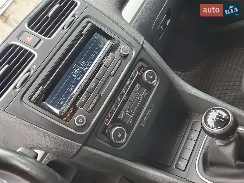 Универсал Volkswagen Golf 2012 в Стрые