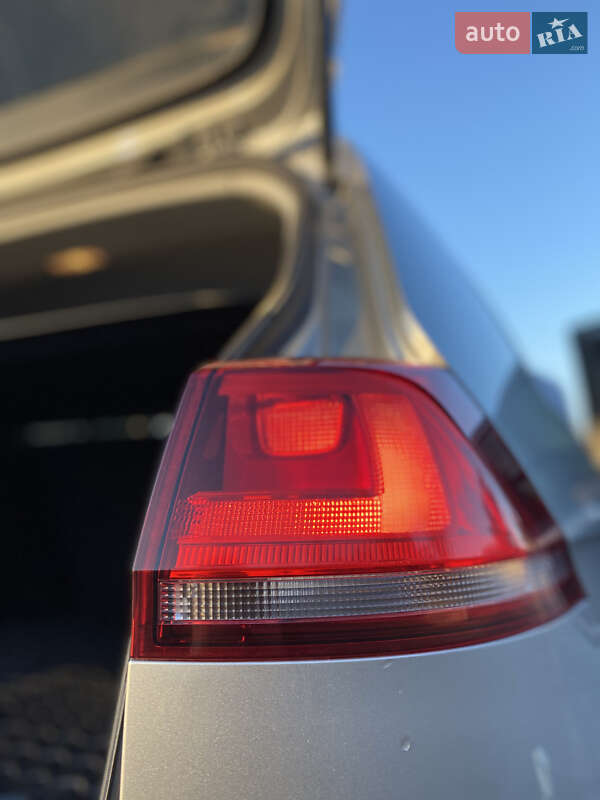 Универсал Volkswagen Golf 2014 в Измаиле