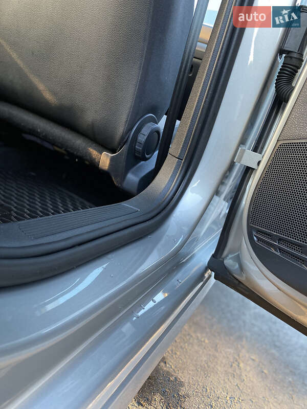 Универсал Volkswagen Golf 2014 в Измаиле