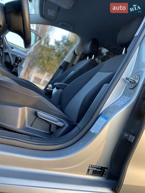 Универсал Volkswagen Golf 2014 в Измаиле