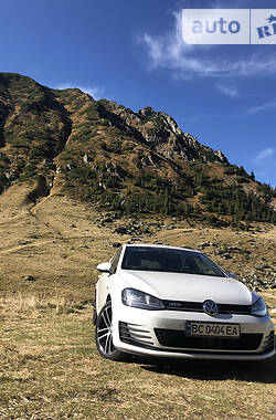 Универсал Volkswagen Golf 2015 в Львове