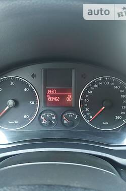 Хэтчбек Volkswagen Golf 2008 в 