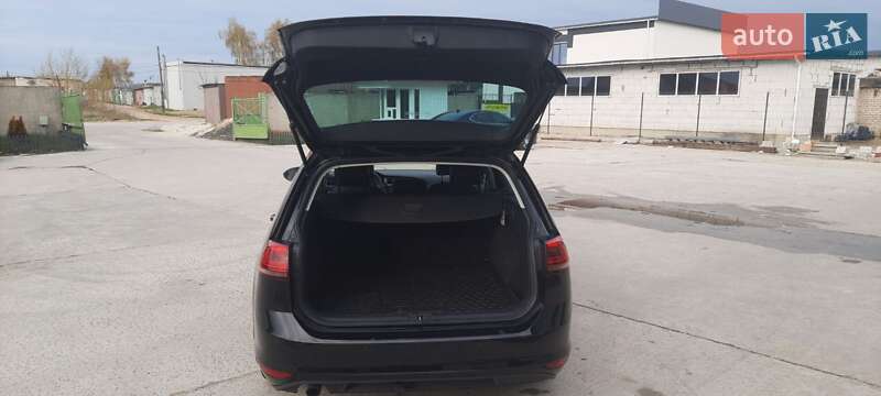 Універсал Volkswagen Golf 2014 в Володимирці
