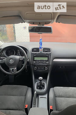 Хетчбек Volkswagen Golf 2012 в Запоріжжі