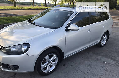 Універсал Volkswagen Golf 2011 в Володимир-Волинському