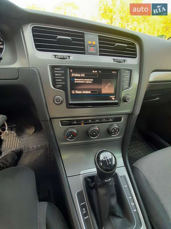 Универсал Volkswagen Golf 2016 в Мукачево