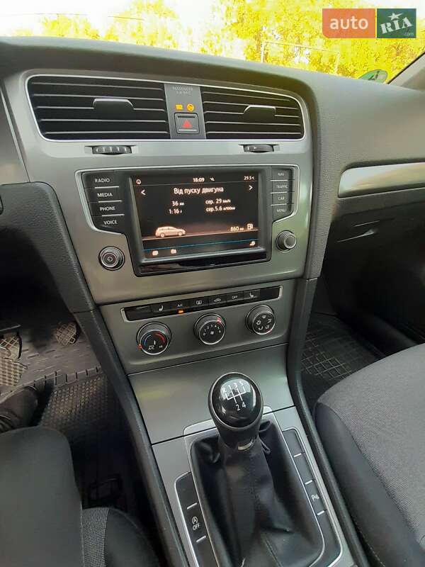 Универсал Volkswagen Golf 2016 в Мукачево