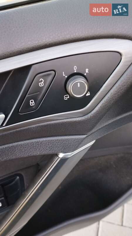 Універсал Volkswagen Golf 2017 в Хусті