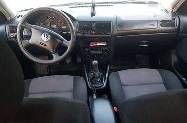 Універсал Volkswagen Golf 2001 в 