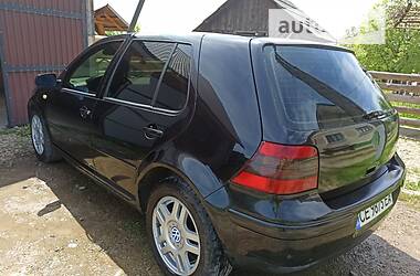 Хетчбек Volkswagen Golf 1999 в Сторожинці