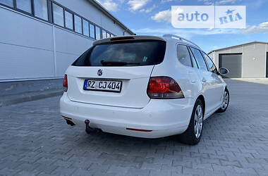 Универсал Volkswagen Golf 2011 в 