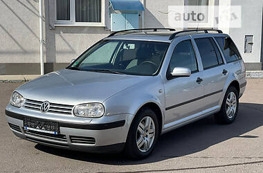 Универсал Volkswagen Golf 2003 в 