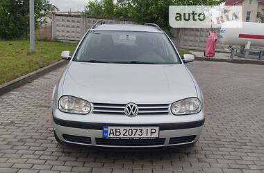 Универсал Volkswagen Golf 2001 в Виннице