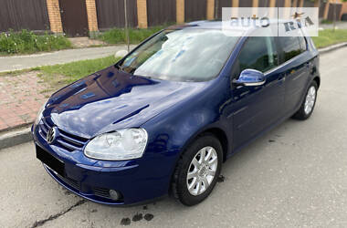 Хэтчбек Volkswagen Golf 2006 в Киеве