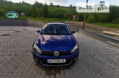 Універсал Volkswagen Golf 2010 в Міжгір'ї