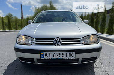 Універсал Volkswagen Golf 2002 в Івано-Франківську