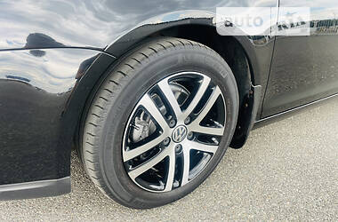 Универсал Volkswagen Golf 2009 в 
