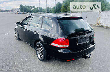 Универсал Volkswagen Golf 2009 в 
