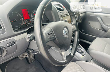 Универсал Volkswagen Golf 2009 в 