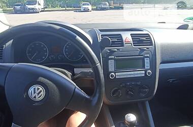 Хетчбек Volkswagen Golf 2006 в Рівному