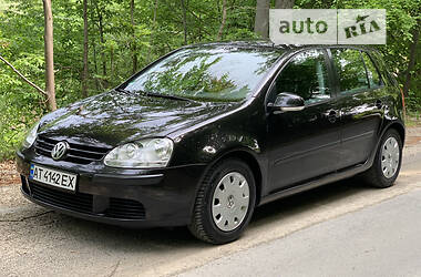 Хетчбек Volkswagen Golf 2005 в Івано-Франківську