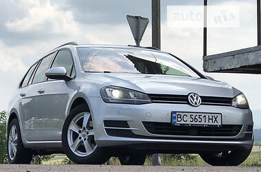 Універсал Volkswagen Golf 2014 в Дрогобичі