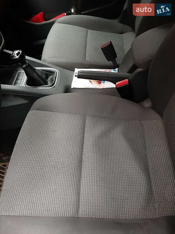 Універсал Volkswagen Golf 2008 в Дніпрі