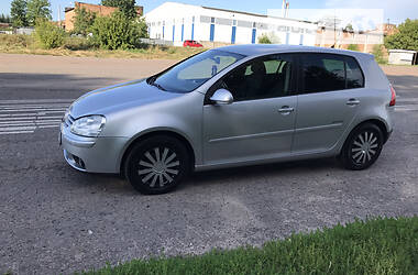 Хэтчбек Volkswagen Golf 2008 в Полтаве