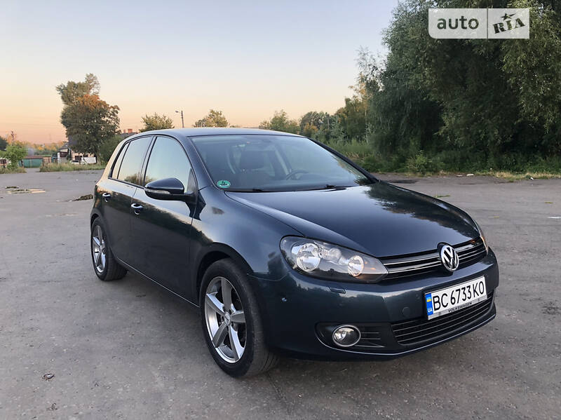 Хэтчбек Volkswagen Golf 2010 в Бориславе