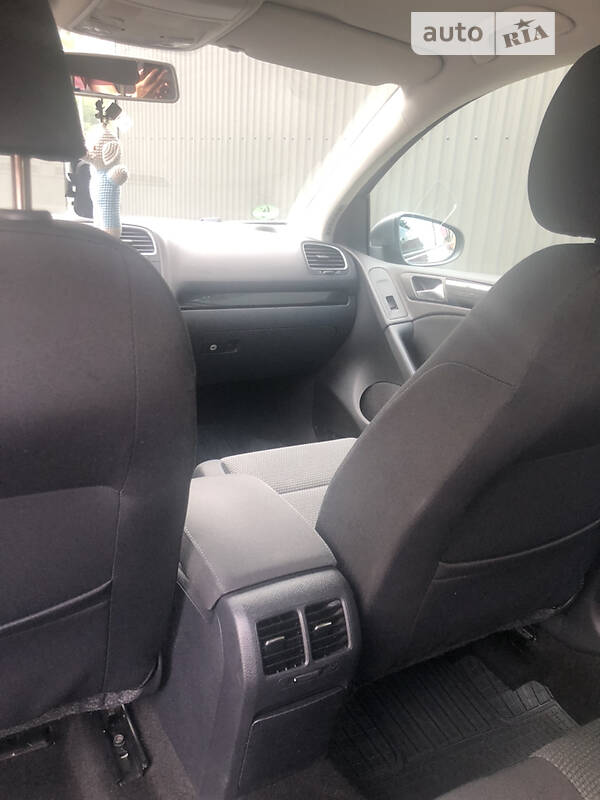 Хетчбек Volkswagen Golf 2008 в Хмельницькому