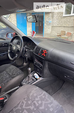 Хэтчбек Volkswagen Golf 1999 в Луцке