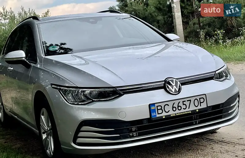Volkswagen Golf 2021