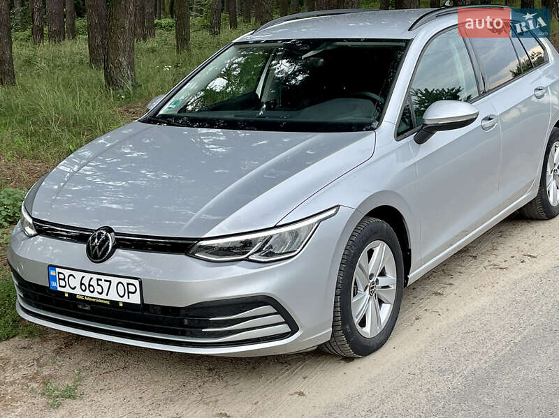 Універсал Volkswagen Golf 2021 в Львові