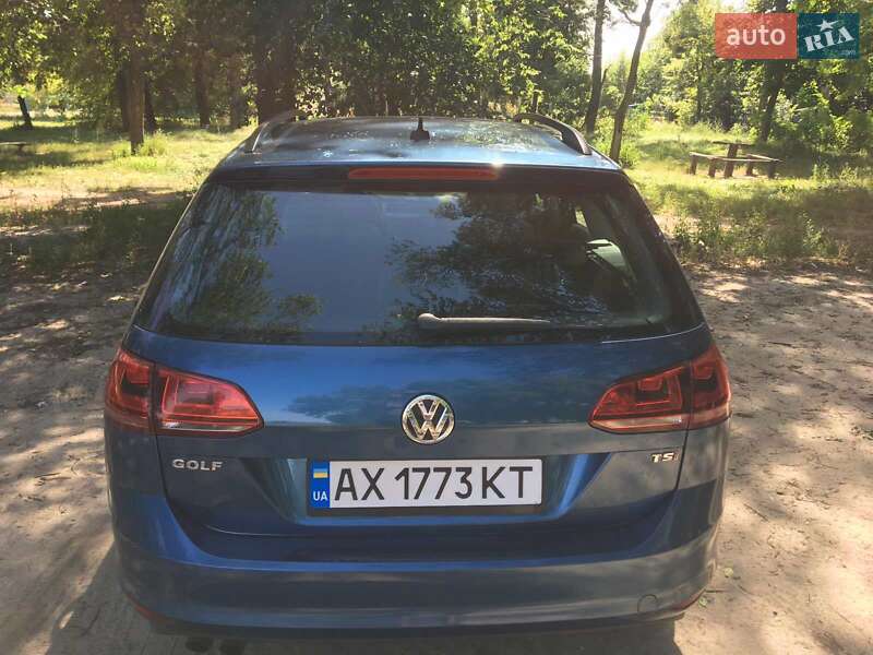 Універсал Volkswagen Golf 2016 в Зміїві