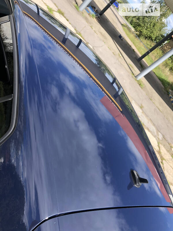 Хэтчбек Volkswagen Golf 2004 в Коломые