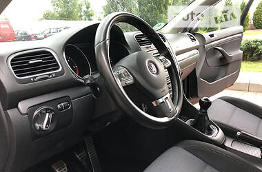 Универсал Volkswagen Golf 2011 в 