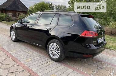 Универсал Volkswagen Golf 2014 в Львове