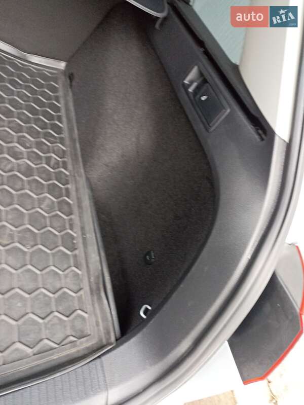 Универсал Volkswagen Golf 2016 в Знаменке