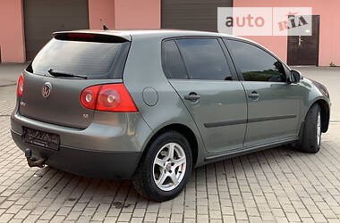 Хэтчбек Volkswagen Golf 2008 в 